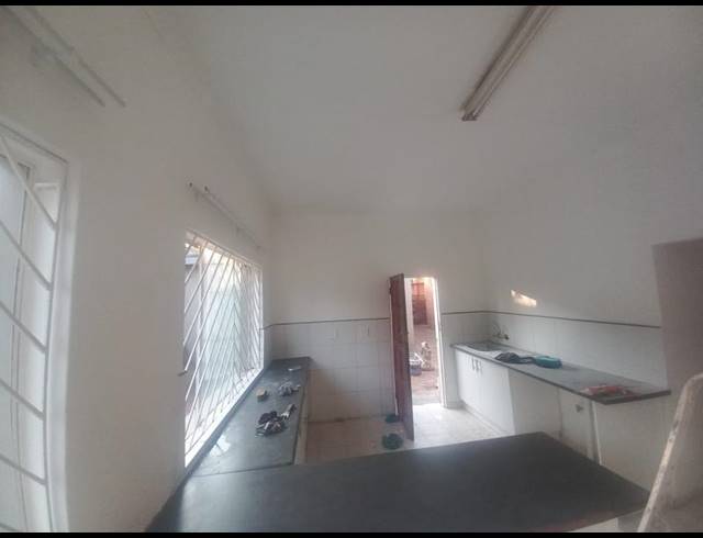 2 BEDROOM PROPERTY TO RENT IN LAUDIUM